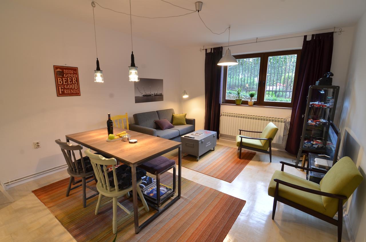 Apartamento Embassy Of Industry + Free Parking SJJ Exterior foto